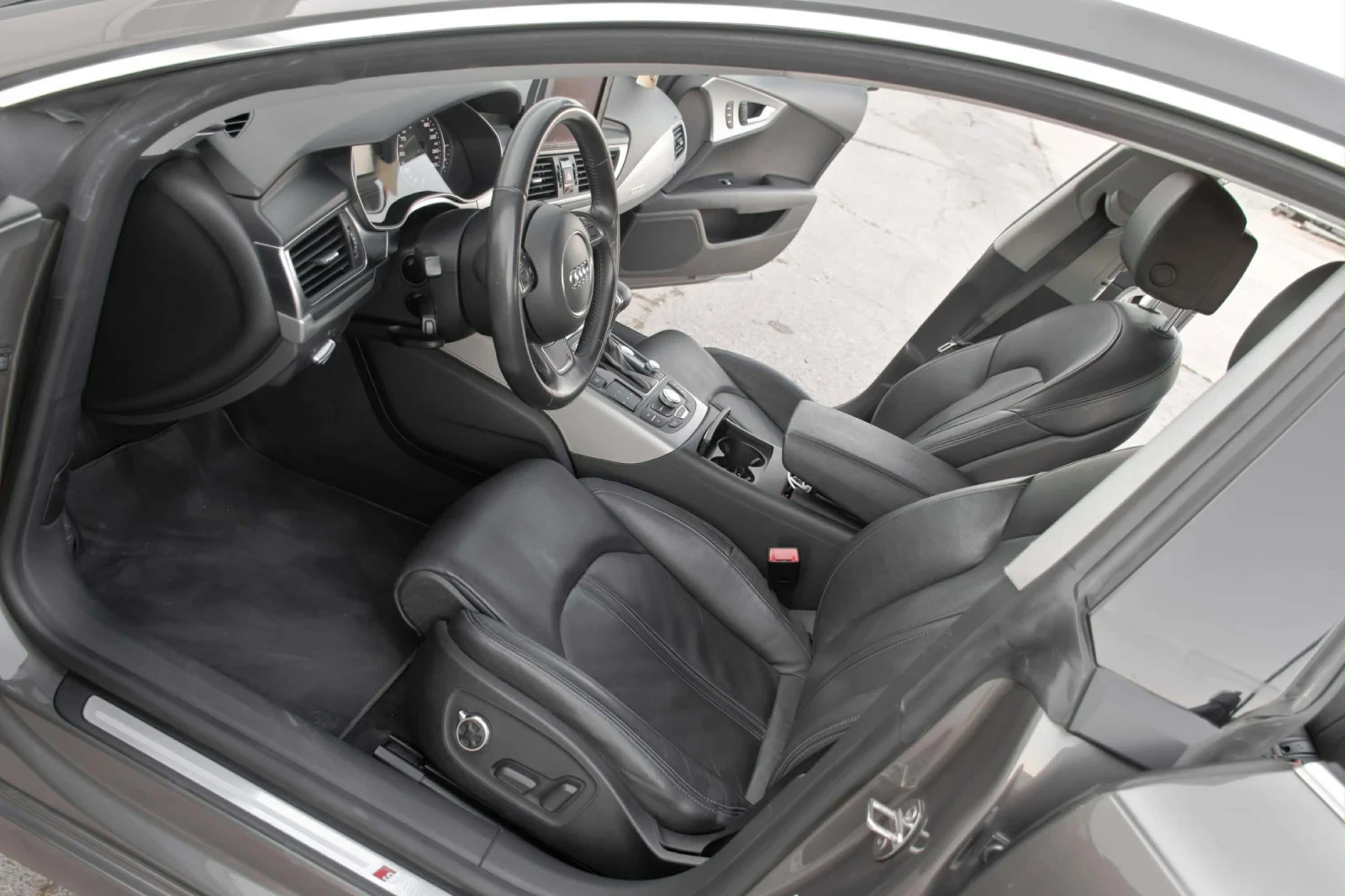 Audi A7, снимка 4 - Автомобили и джипове - 53937495