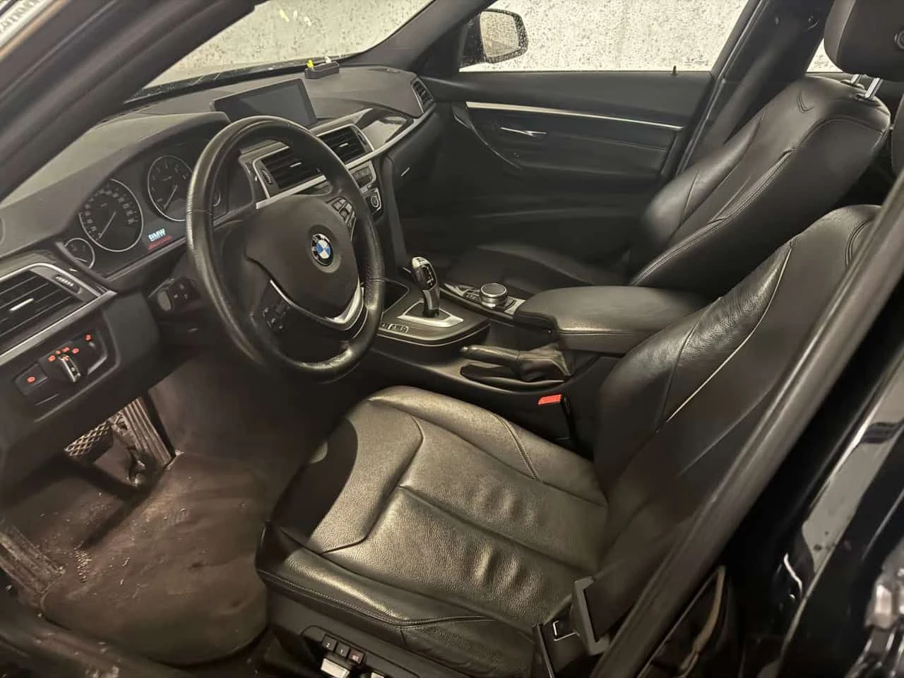 BMW 330 * xDrive * CARFAX * ПАНО * KEYLESS * 2 КЛЮЧА, снимка 5 - Автомобили и джипове - 53995000