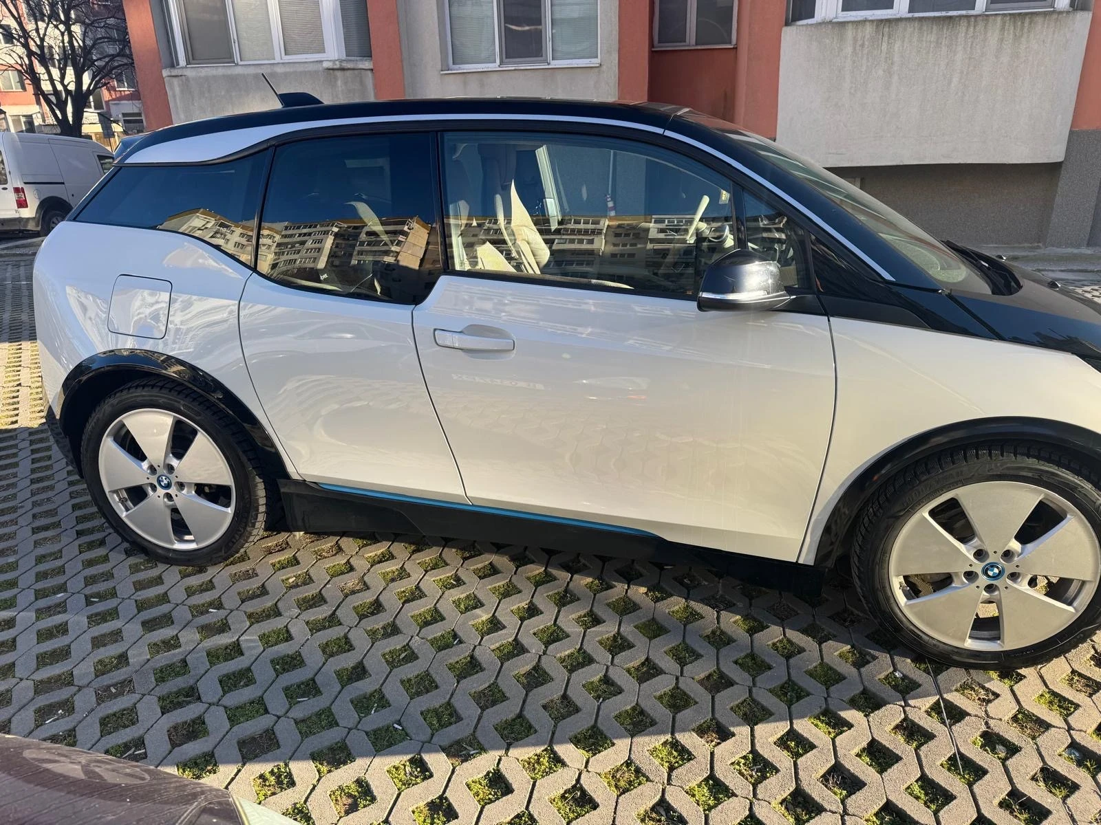 BMW i3 120kw, снимка 3 - Автомобили и джипове - 54287096