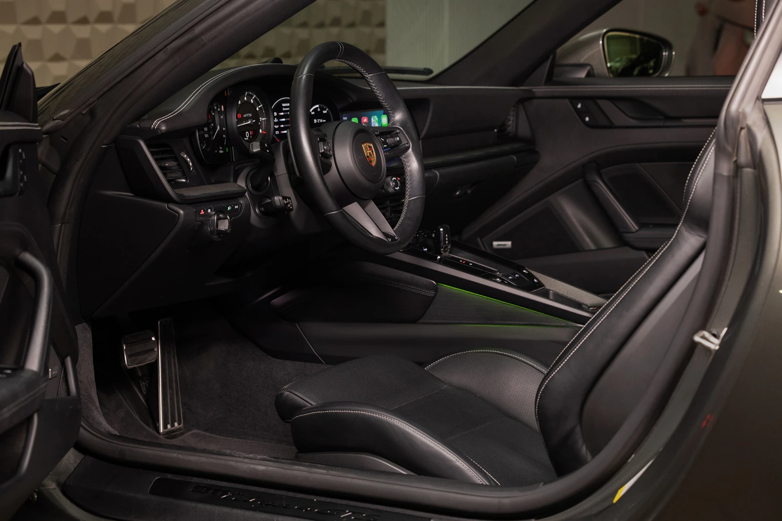 Porsche 911 * Targa 4 GTS * BOSE * Rear Axle Steering *  | Mobile.bg � ����������� 7