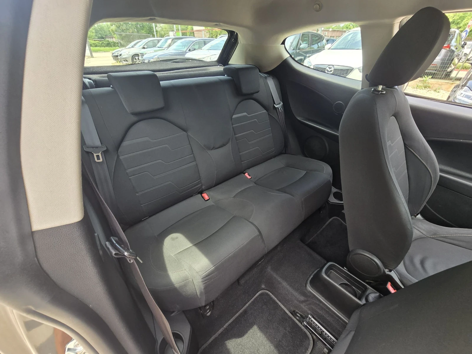 Alfa Romeo MiTo 1.3D 84к.с Топ състояние , снимка 14 - Автомобили и джипове - 54800602