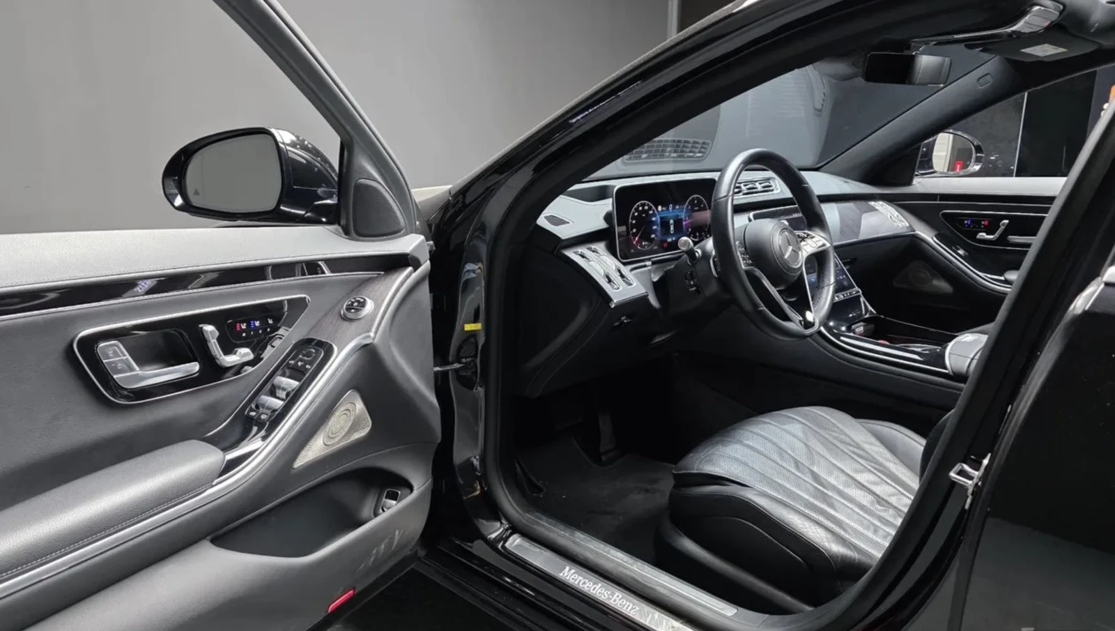 Mercedes-Benz S 350 d / BURMESTER / МАСАЖ / 360 КАМЕРИ / HUD, снимка 6 - Автомобили и джипове - 55186159