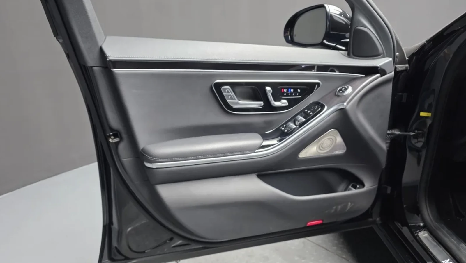 Mercedes-Benz S 350 d / BURMESTER / МАСАЖ / 360 КАМЕРИ / HUD, снимка 7 - Автомобили и джипове - 55186159