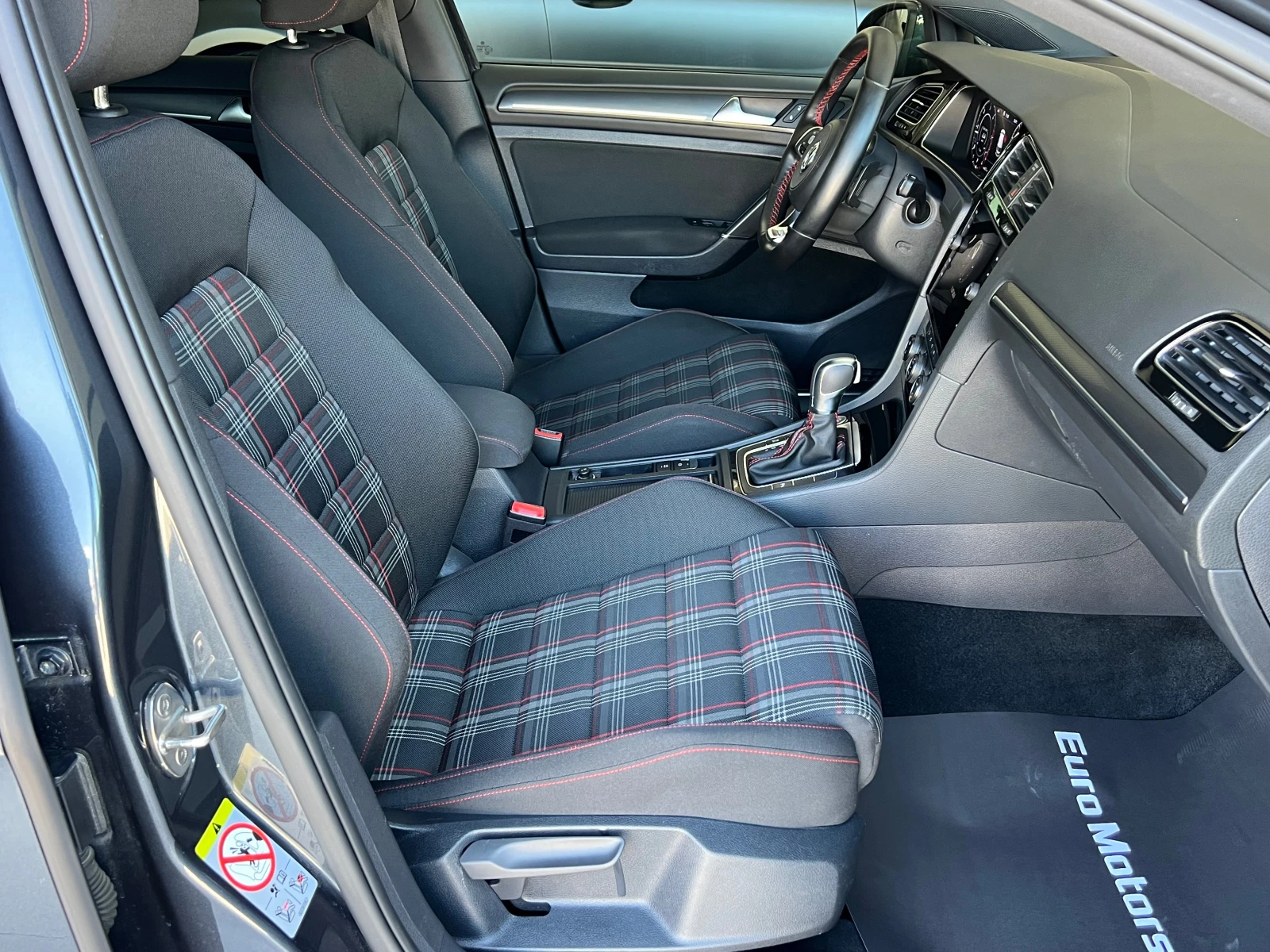 VW Golf 2.0TDI-GTD-185ps, LED, DSG, KEY-GO-FULL SERVICE VW, снимка 10 - Автомобили и джипове - 55241003