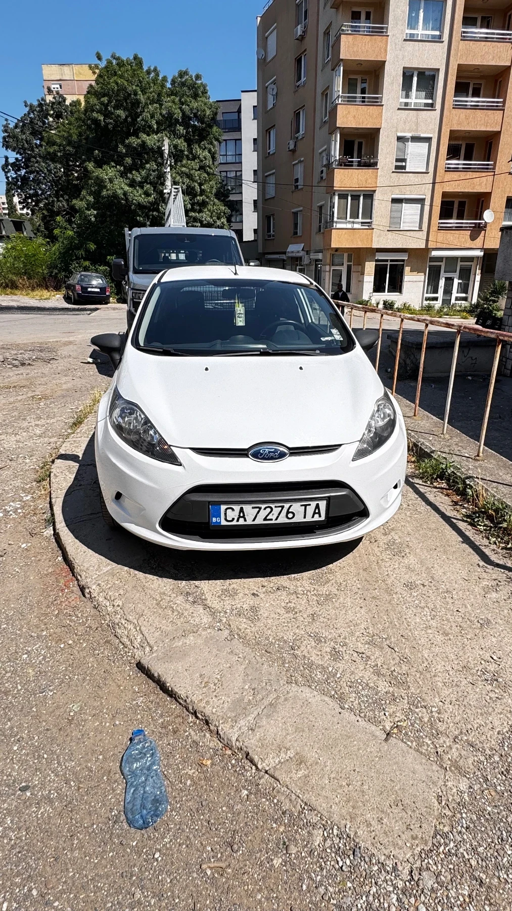 Ford Fiesta Van, снимка 2 - Автомобили и джипове - 55274801