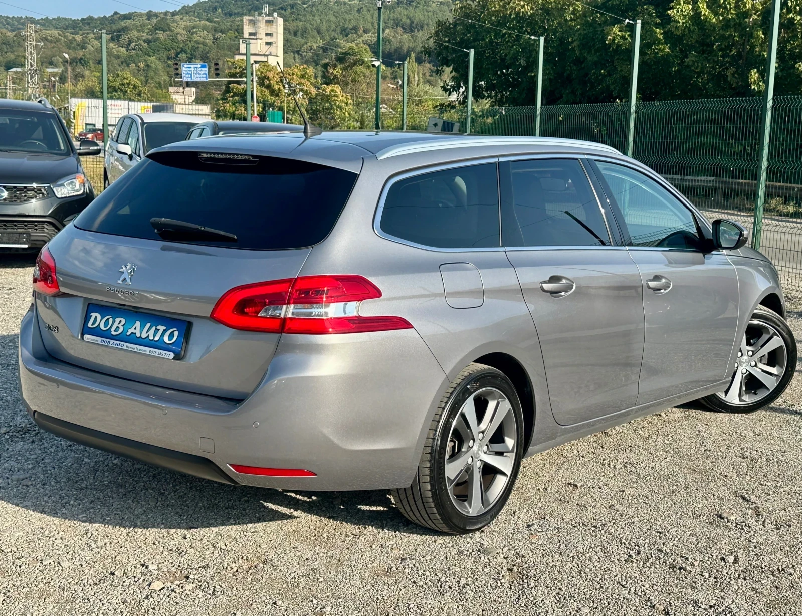 Peugeot 308 1.5HDI-130к.с-ALLURE-LED-NAVI-CAMERA, снимка 6 - Автомобили и джипове - 55909872