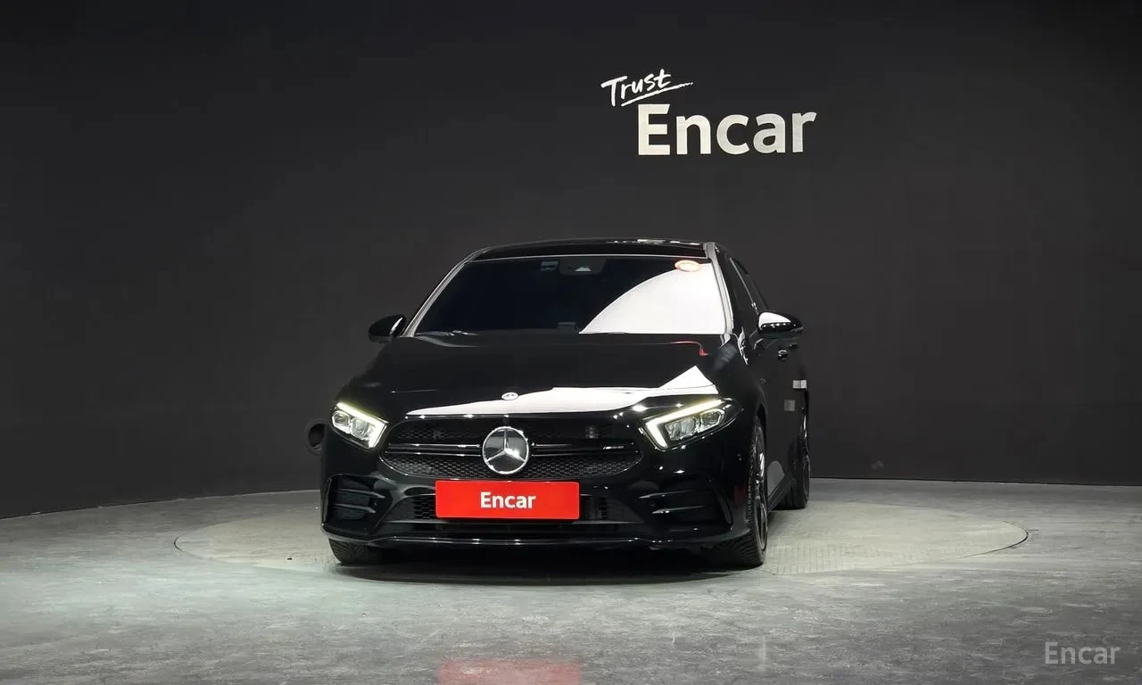 Mercedes-Benz A 35 * AMG A35 4MATIC Sedan * АВТОКРЕДИТ* , снимка 3 - Автомобили и джипове - 55939812