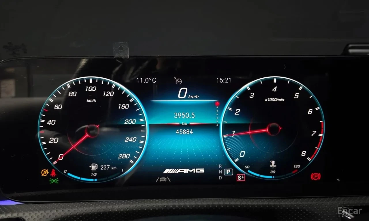 Mercedes-Benz A 35 * AMG A35 4MATIC Sedan * АВТОКРЕДИТ* , снимка 8 - Автомобили и джипове - 55939812