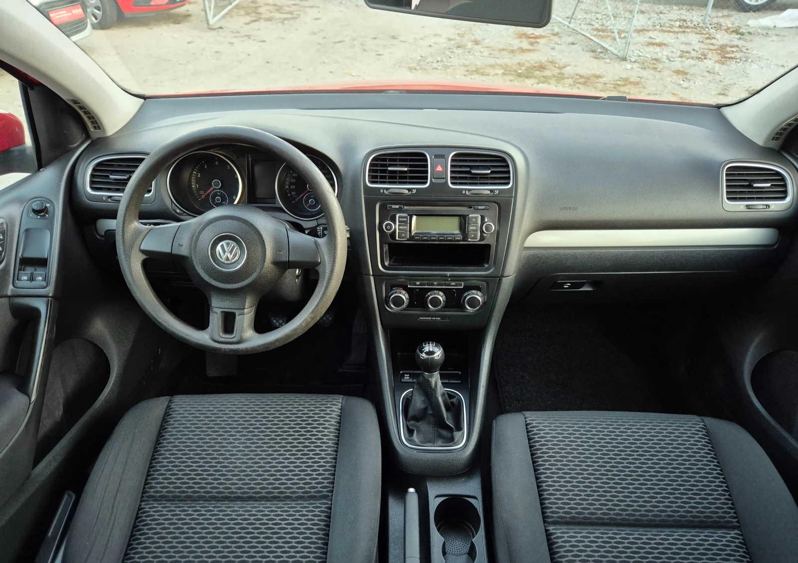 VW Golf 1.4/80кс/стария мотор, снимка 14 - Автомобили и джипове - 56202923
