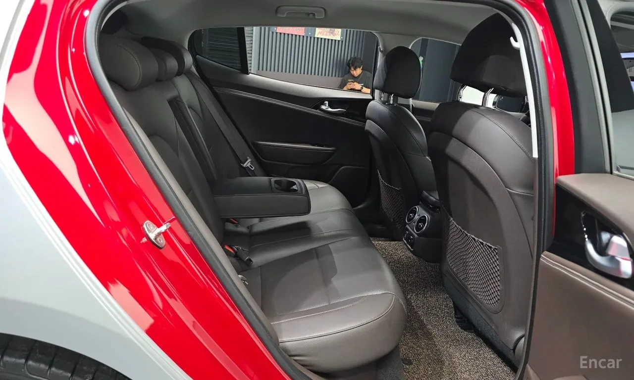 Kia Stinger 3.3 Turbo, ���� �� �� | Mobile.bg � ����������� 11