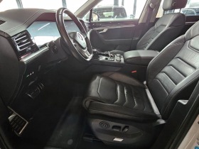 VW Touareg 4.0TDI* V8* Airmatic* Panorama* VirtualCockpit* Ke, снимка 10