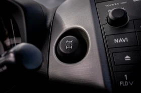 Toyota Rav4 2.2 D-4D 4x4 МНОГО ЗАПАЗЕНА! Безпл. обслужване - 6900 € / 13495.23 лв. - 98976098 15