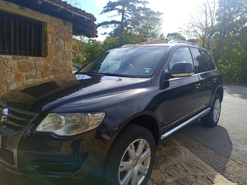 VW Touareg, снимка 1 - Автомобили и джипове - 47458140