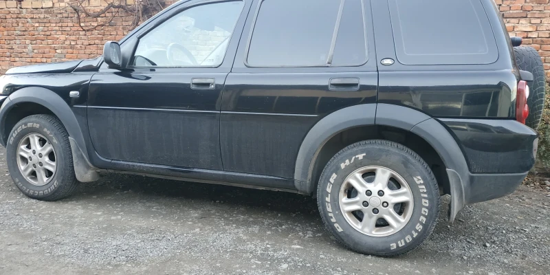 Land Rover Freelander, снимка 4 - Автомобили и джипове - 48559716