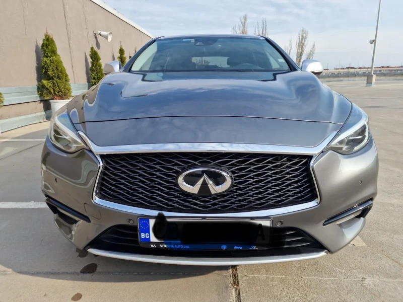 Infiniti Q30 2.2d, снимка 1 - Автомобили и джипове - 49498909