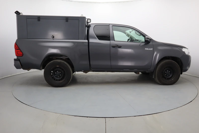 Toyota Hilux Extra Cab 2.4D, снимка 7 - Автомобили и джипове - 52143949