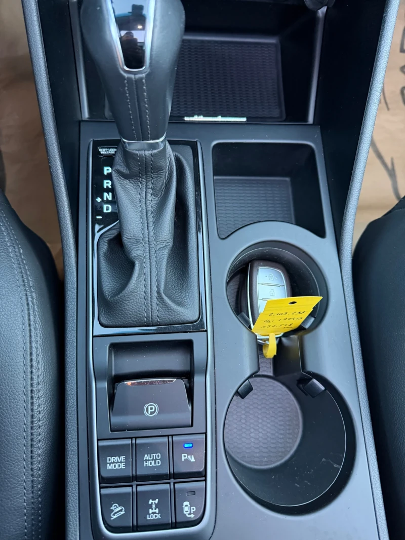 Hyundai Tucson Без аналог!, снимка 13 - Автомобили и джипове - 52823397