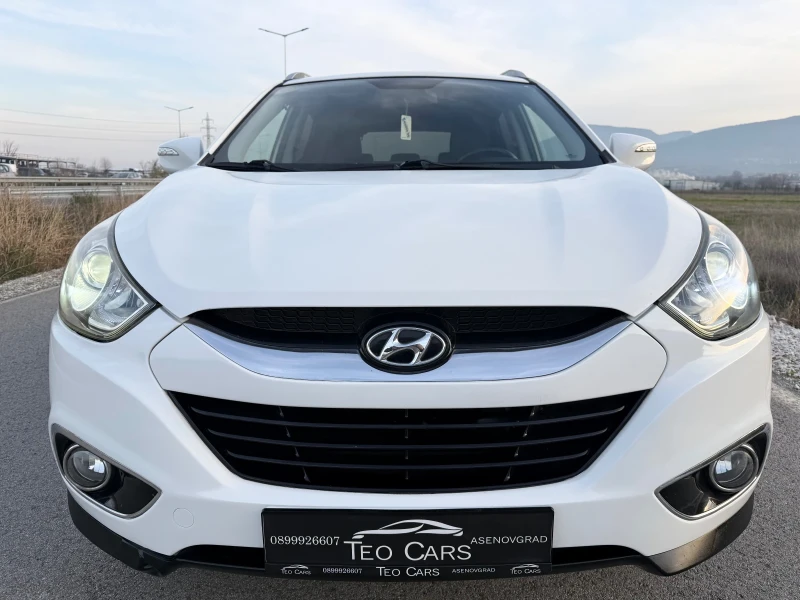 Hyundai IX35 1.7 CRDi / NAVI / CAMERA / KOJA / PODGREV / XENON, снимка 2 - Автомобили и джипове - 52840870