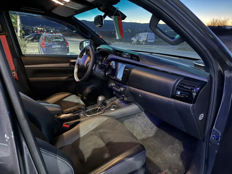 Toyota Hilux GRSPORT 2, снимка 10 - Автомобили и джипове - 52929837
