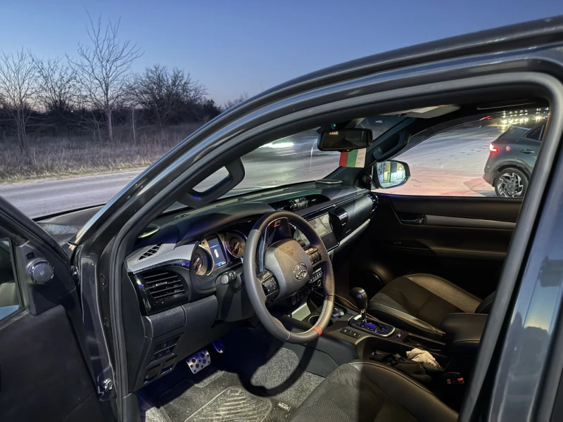Toyota Hilux GRSPORT 2, снимка 9 - Автомобили и джипове - 52929837