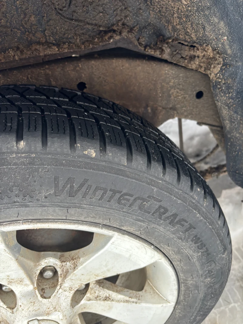 Nissan Terrano, снимка 5 - Автомобили и джипове - 53200140