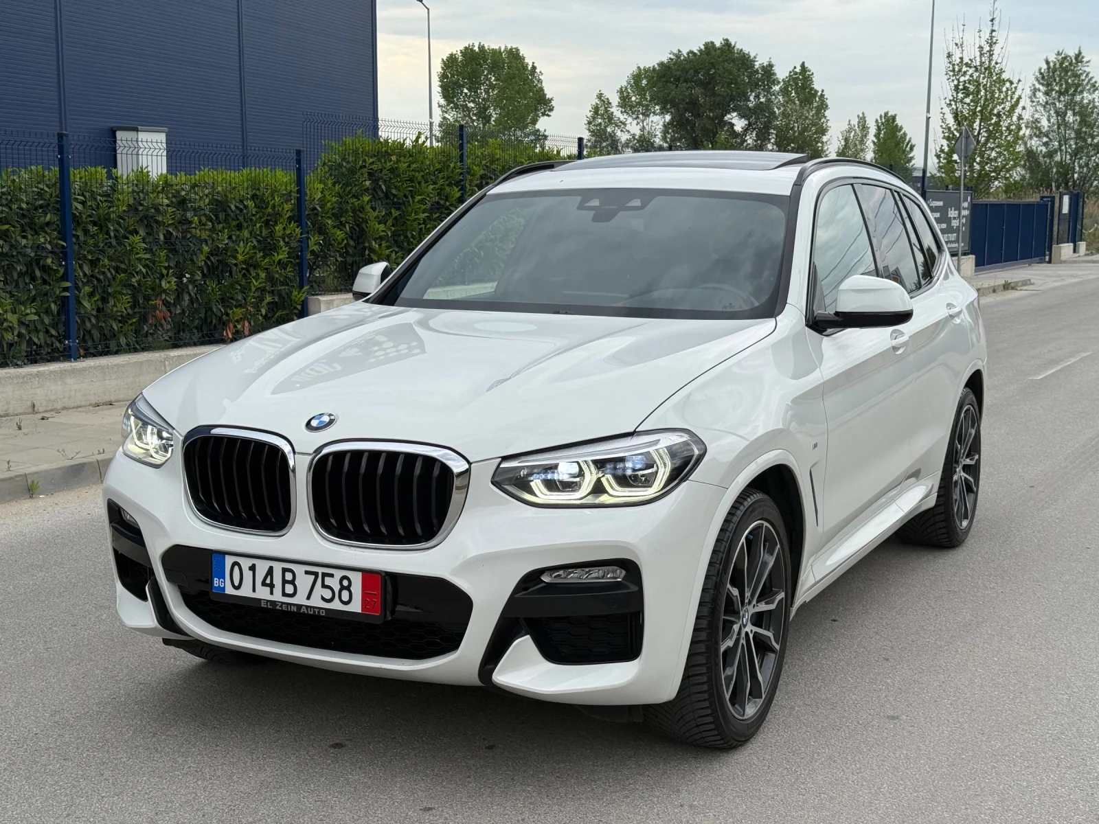 BMW X3 xDrive/Пълен-M ПАКЕТ/ПЕРЛА/LASER/DIGITAL/ИСТОРИЯ!!, снимка 1