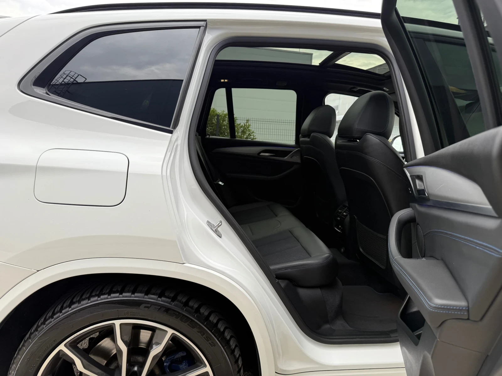 BMW X3 xDrive/-M //LASER/DIGITAL/!! | Mobile.bg   12