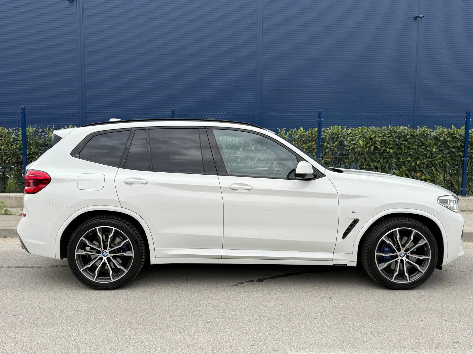 BMW X3 xDrive/Пълен-M ПАКЕТ/ПЕРЛА/LASER/DIGITAL/ИСТОРИЯ!! - изображение 3