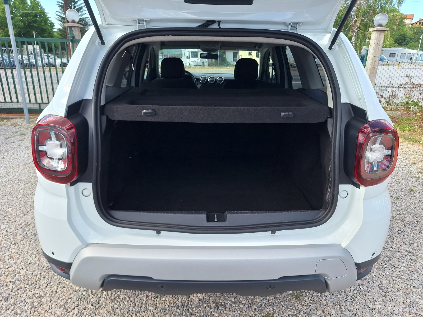 Dacia Duster 1.5 dci 116 navi kamera face full evro 6d!  - изображение 9