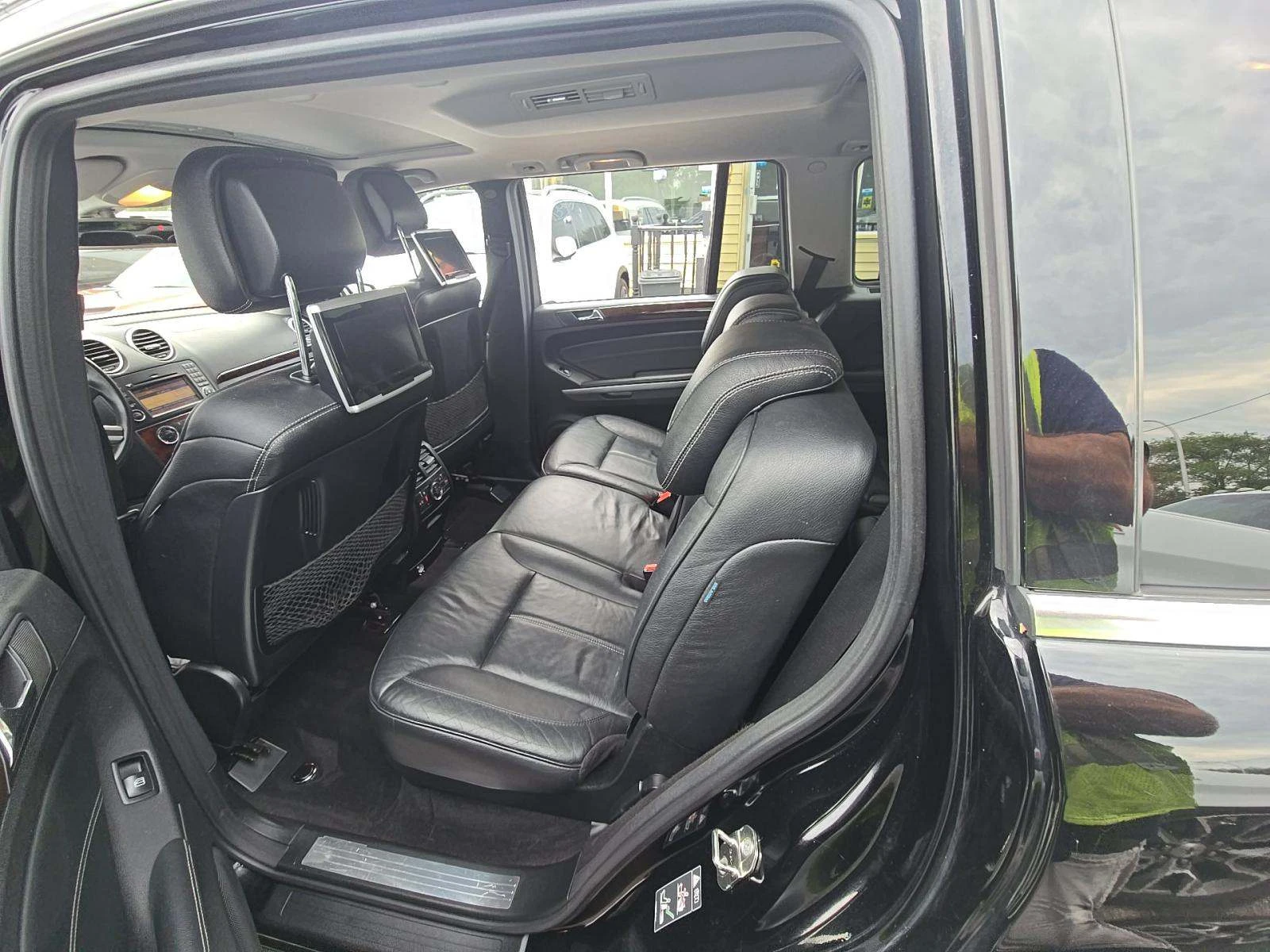 Mercedes-Benz GL 500 2011 Mercedes-Benz GL 550 4MATIC - изображение 9