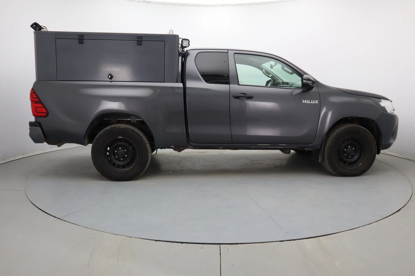 Toyota Hilux Extra Cab 2.4D - изображение 7