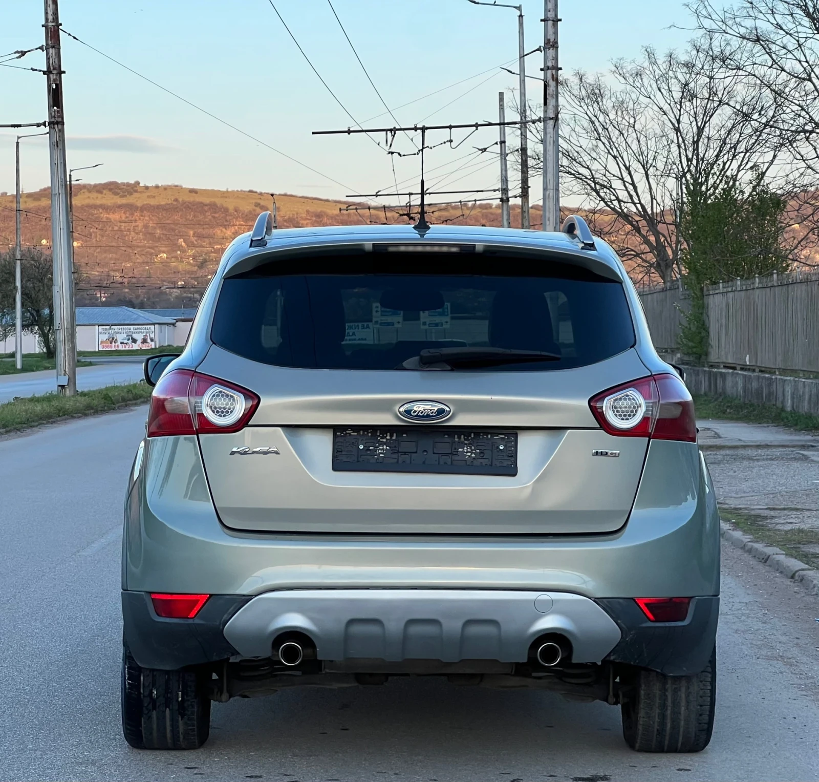 Ford Kuga 2.0 HDI 136кс 4Х4 КЛИМАТРОНИК ВНОС ИТАЛИЯ, снимка 6 - Автомобили и джипове - 54136937