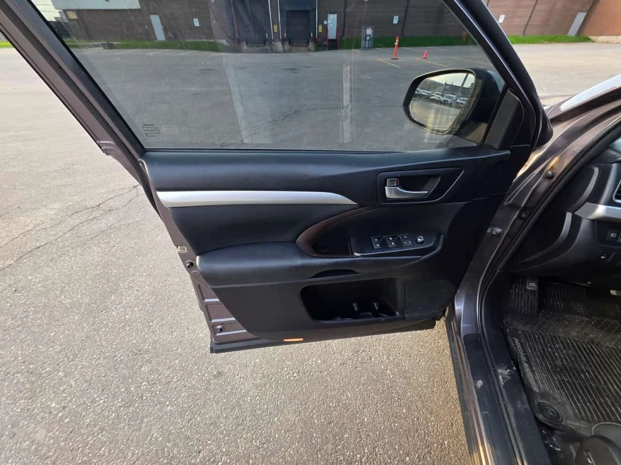 Toyota Highlander * XLE * ���������������� * ������ * ����� * NAVI | Mobile.bg � ����������� 15
