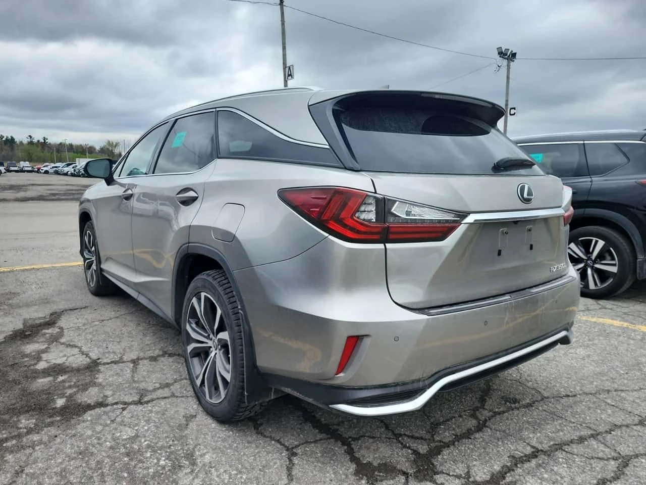 Lexus RX * 350L* АВТОКРЕДИТ БЕЗ ПЪРВОНАЧАЛНА ВНОСКА* , снимка 4 - Автомобили и джипове - 54600931