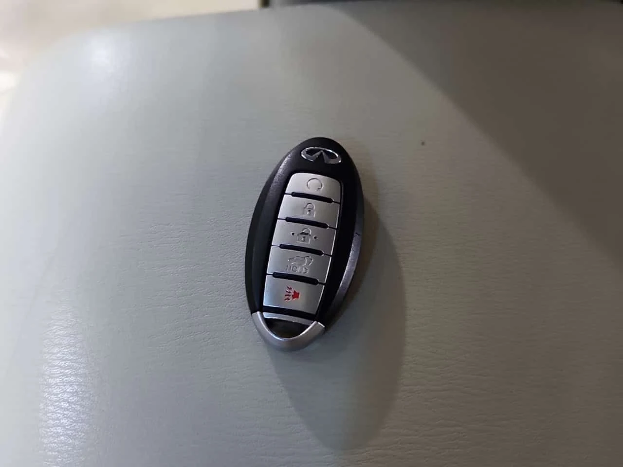Infiniti QX80 ���������| ����������| 7 �����| �����  | Mobile.bg � ����������� 9