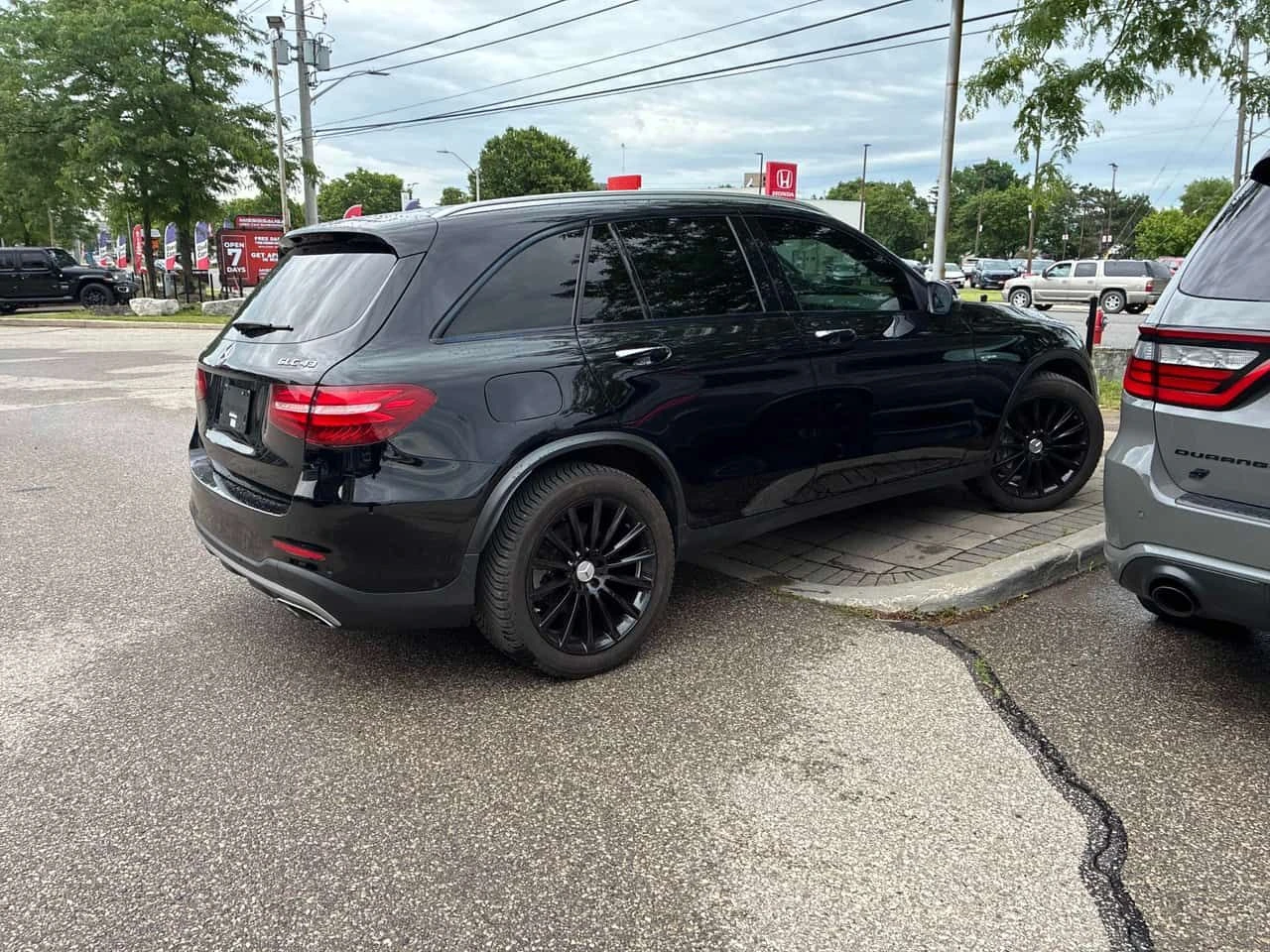 Mercedes-Benz GLC 43 AMG  * CARFAX * ����� �� ����������� | Mobile.bg � ����������� 16