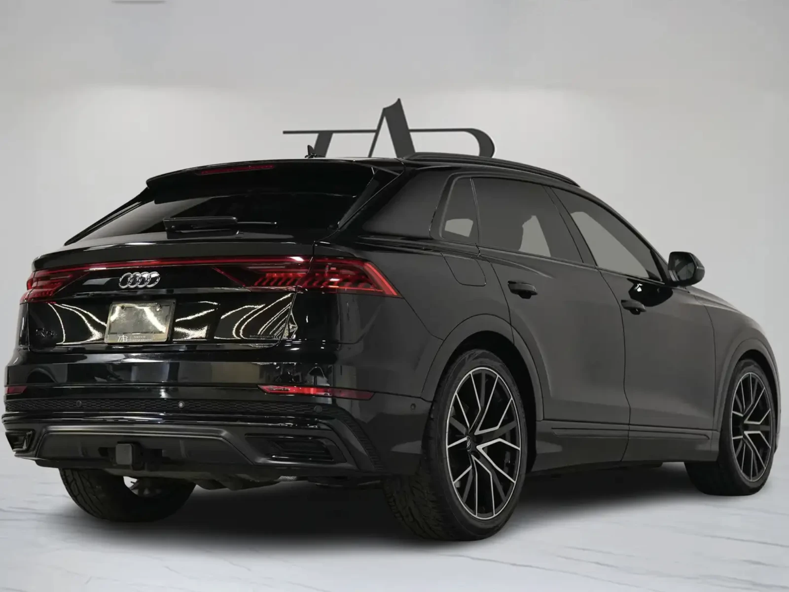 Audi Q8 2022 Audi Q8 TECHNIK, снимка 4 - Автомобили и джипове - 55475961