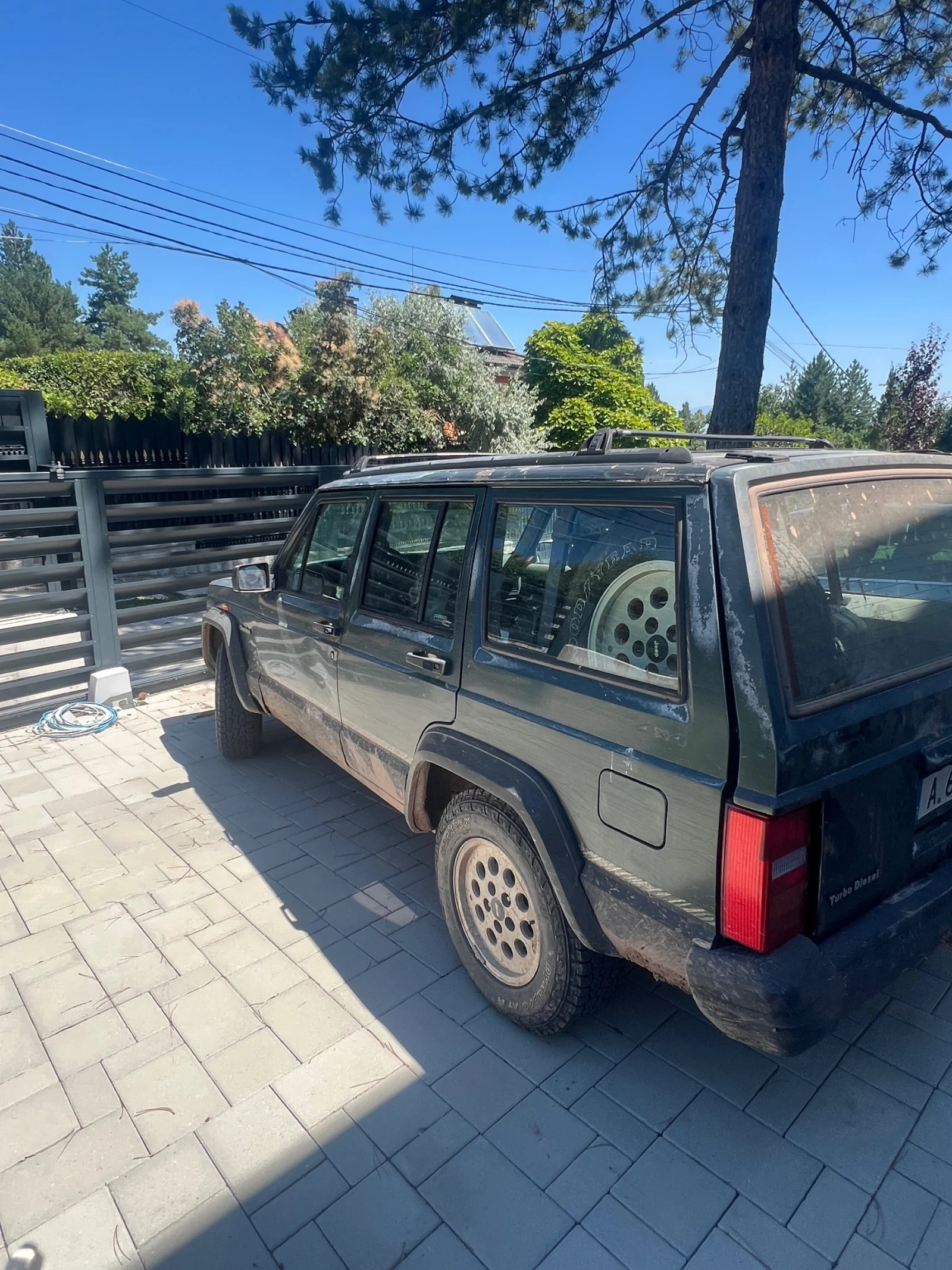 Jeep Cherokee Xj, снимка 2 - Автомобили и джипове - 55609709