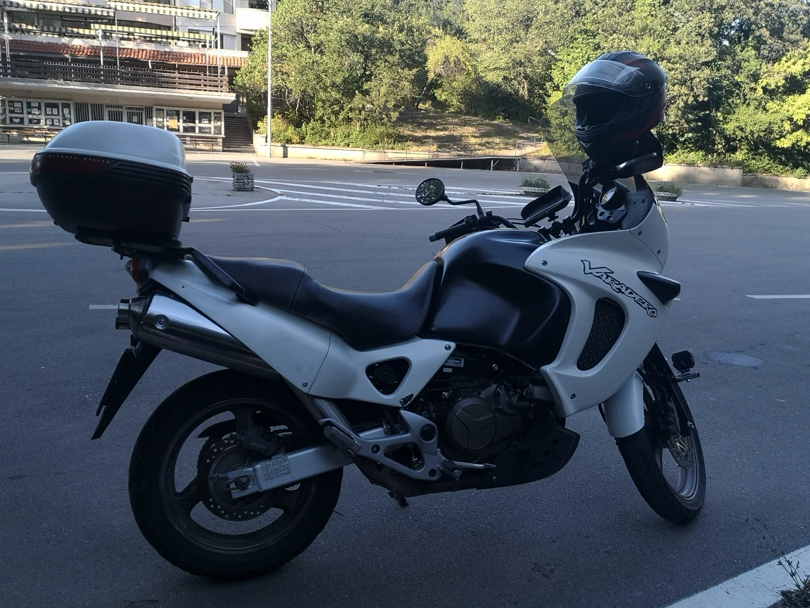Honda Varadero 1000, снимка 2 - Мотоциклети и мототехника - 54861359