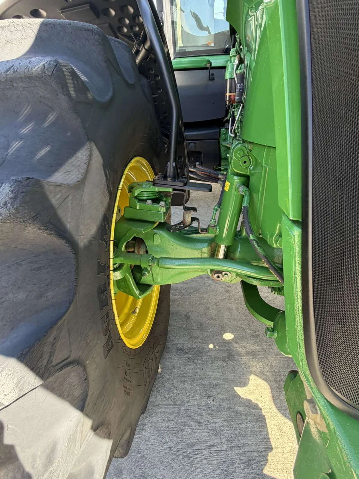 Трактор John Deere 7200R - лизинг, снимка 13 - Селскостопанска техника - 56019542