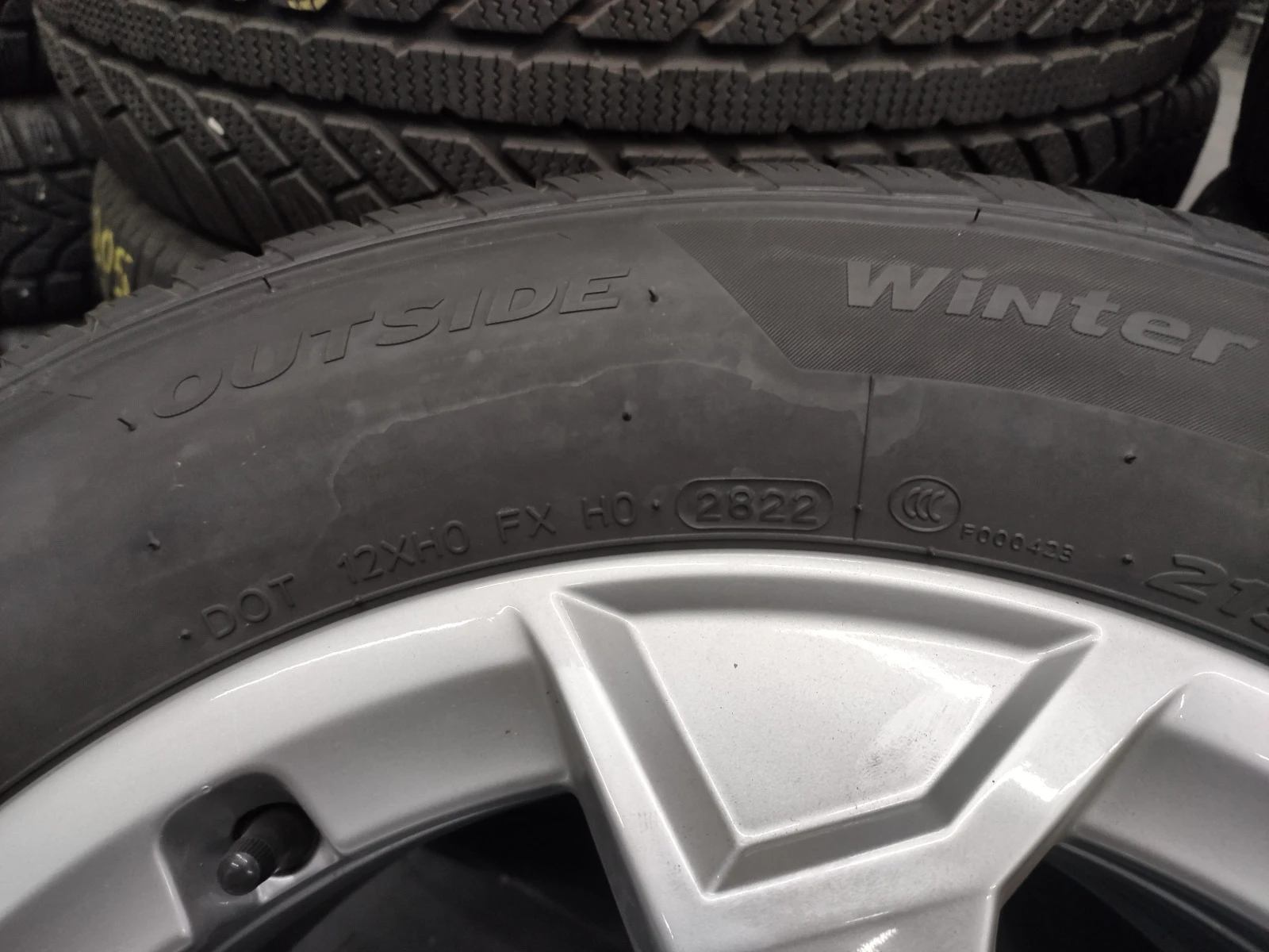  215/65R17 | Mobile.bg   11