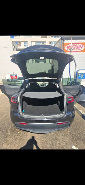Tesla Model Y Long Range Dual Motor AWD 19500 Км., снимка 10