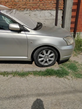 Обява за продажба на Toyota Avensis 2000 кубика дизел 116 конски сили  ~3 500 лв. - изображение 5 | Auto.bg Обява за продажба на Toyota Avensis 2000 кубика дизел 116 конски сили  ~3 500 лв. - изображение 5