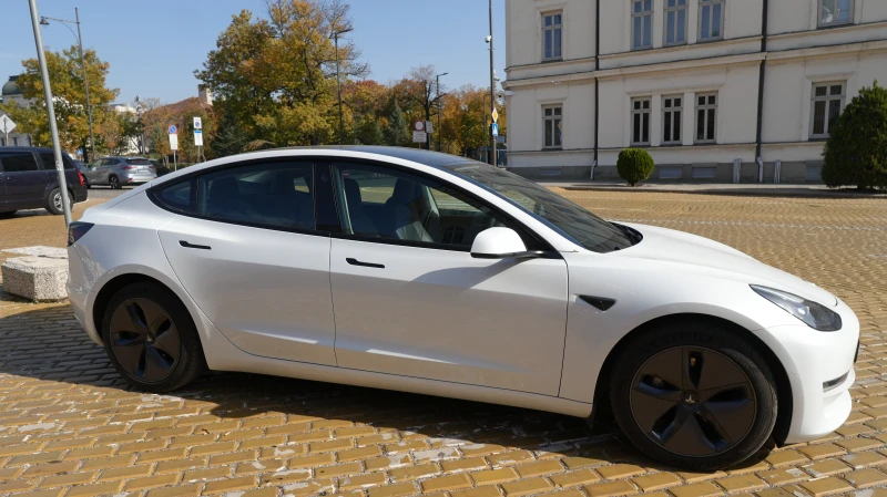 Tesla Model 3 Long Range, Термопомпа, Enhanced Autopilot, снимка 7 - Автомобили и джипове - 47750705