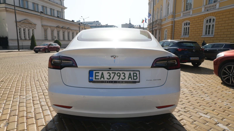 Tesla Model 3 Long Range, Термопомпа, Enhanced Autopilot, снимка 5 - Автомобили и джипове - 47750705