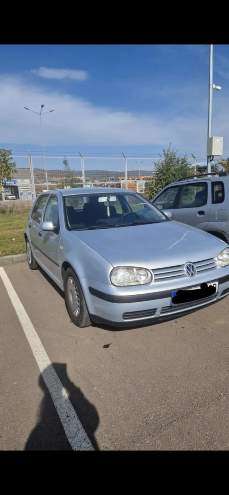 VW Golf, снимка 1 - Автомобили и джипове - 47753010