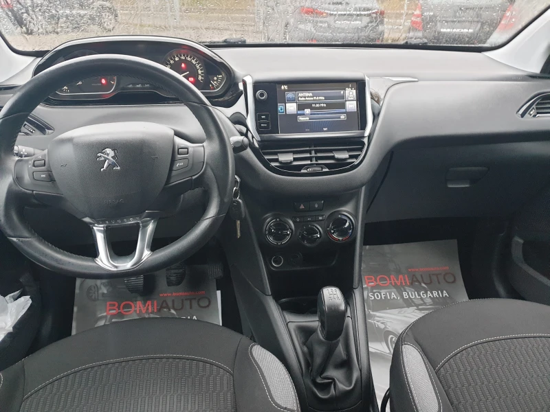 Peugeot 208 1.2i* EURO6B* LED* 83000km!* , снимка 7 - Автомобили и джипове - 47970339