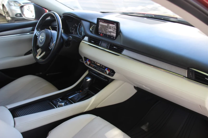 Mazda 6 2.2D  HUD   , снимка 10 - Автомобили и джипове - 51930593
