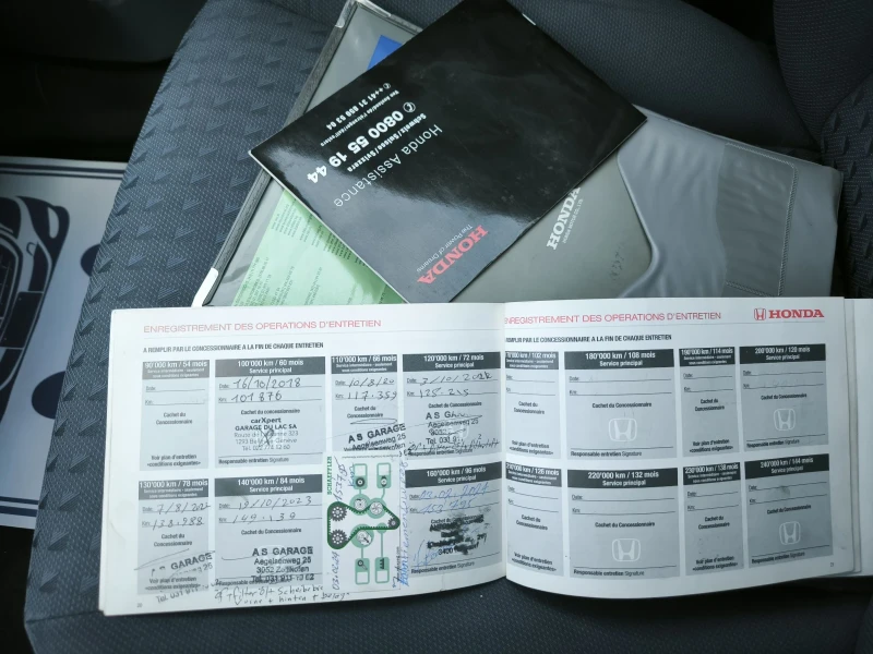 Honda Civic 1.6i Automatic , снимка 12 - Автомобили и джипове - 50476983