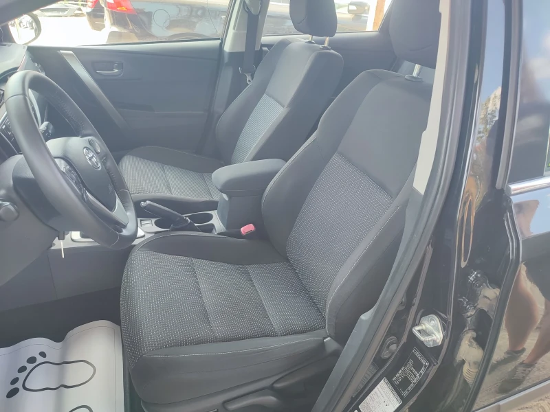 Toyota Auris 2.0 D navi, снимка 13 - Автомобили и джипове - 51815851